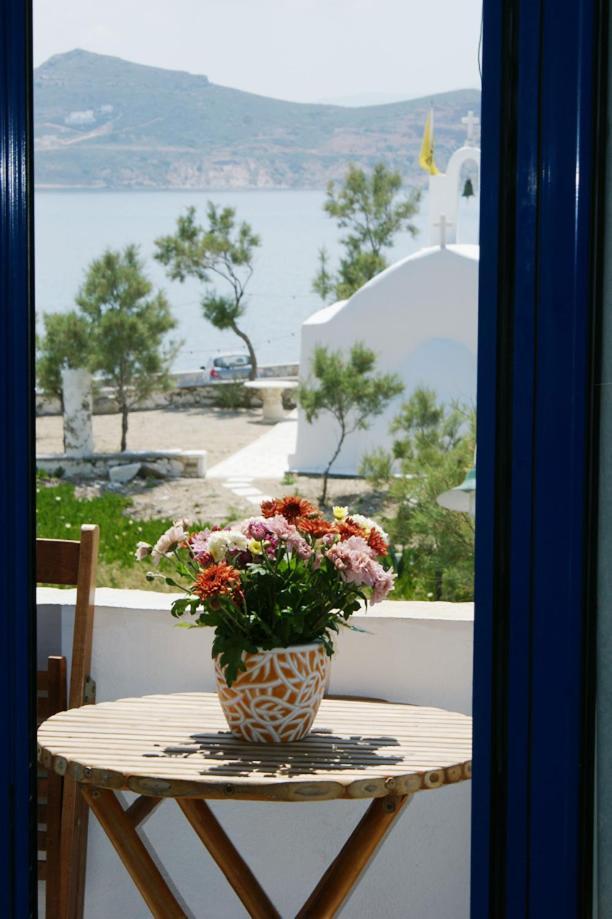 Athina Apartments Naxos Town Naxos City Exterior foto