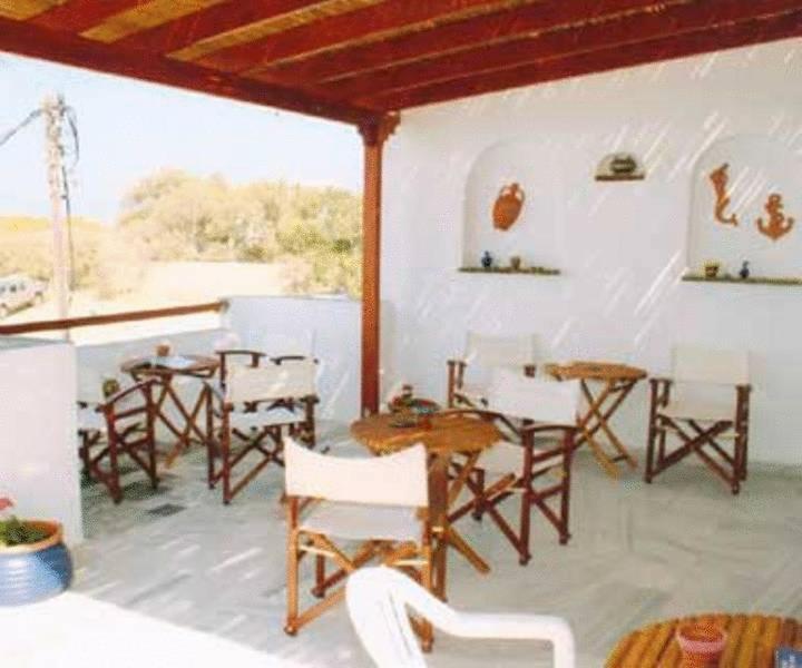 Athina Apartments Naxos Town Naxos City Exterior foto