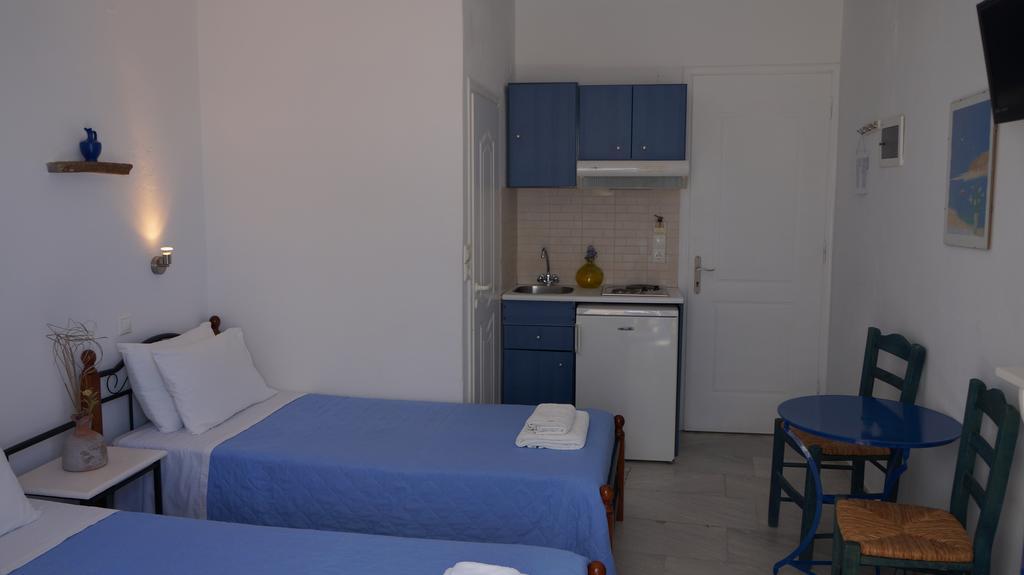 Athina Apartments Naxos Town Naxos City Exterior foto