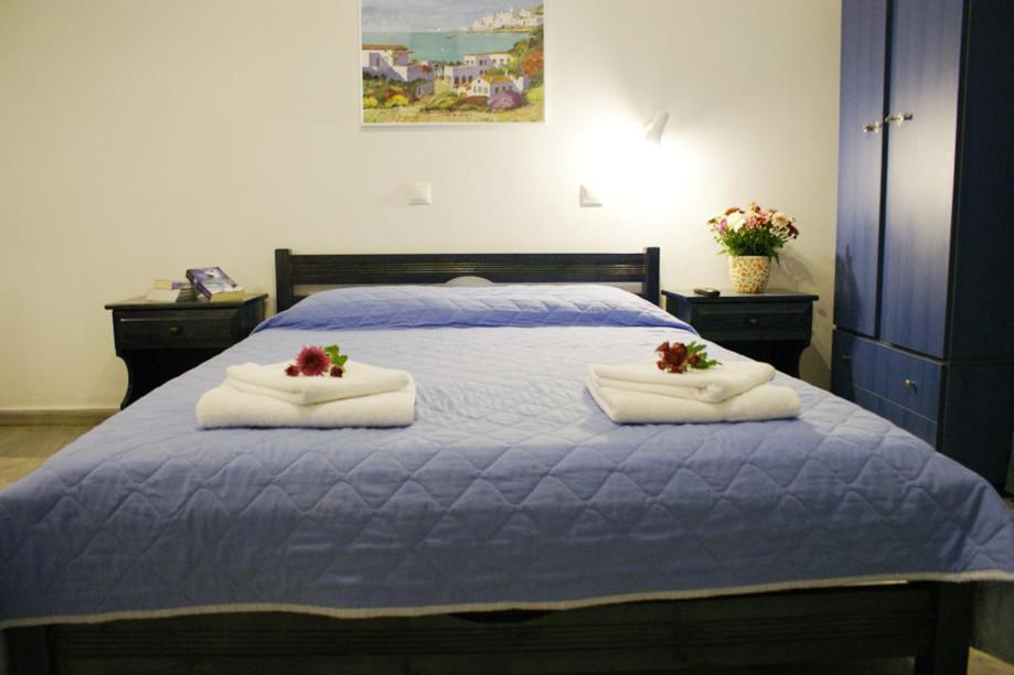 Athina Apartments Naxos Town Naxos City Exterior foto